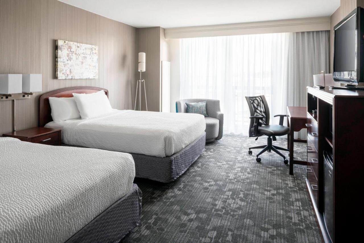 Courtyard By Marriott Seattle Federal Way Hotel Eksteriør billede