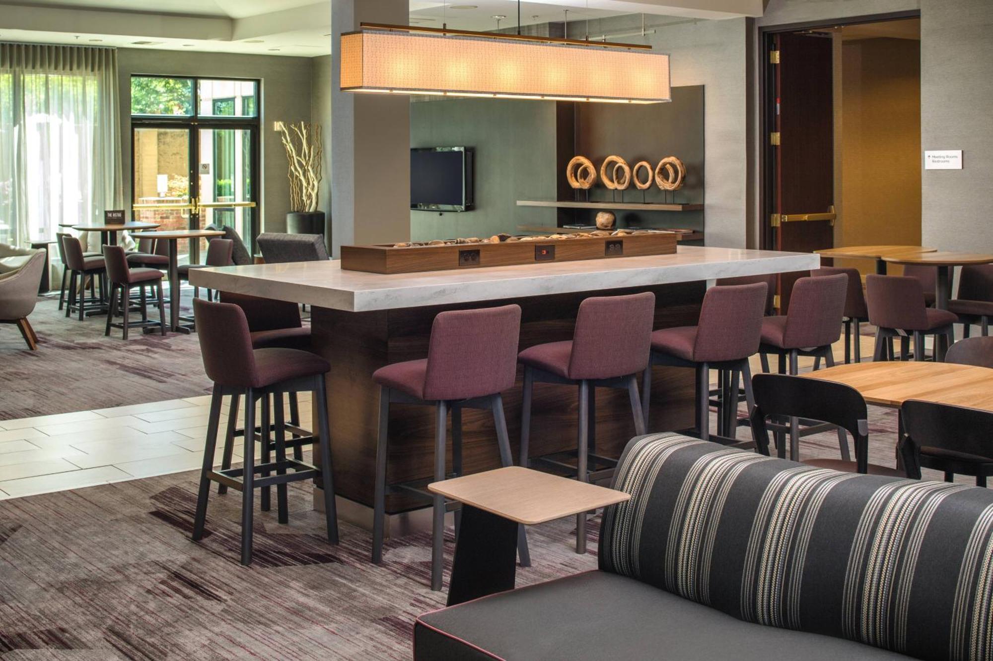 Courtyard By Marriott Seattle Federal Way Hotel Eksteriør billede