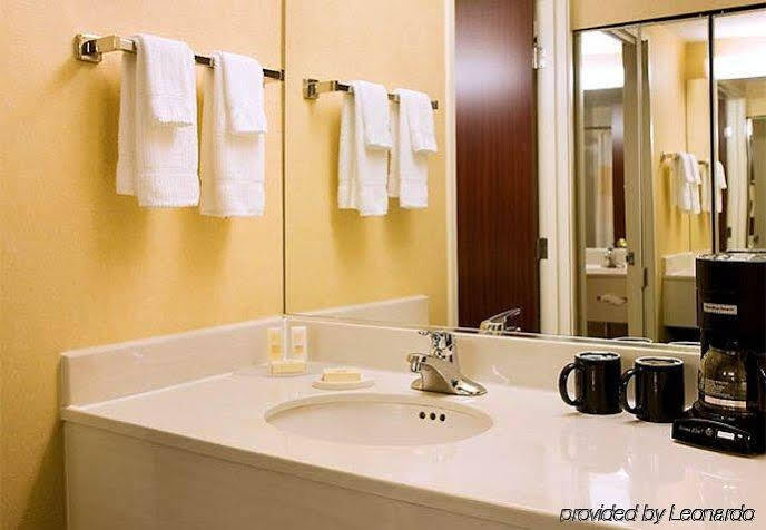 Courtyard By Marriott Seattle Federal Way Hotel Eksteriør billede
